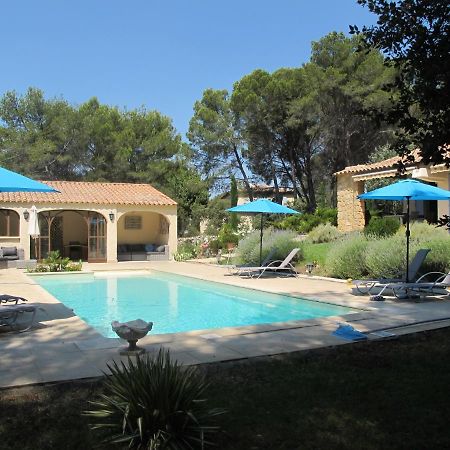 Bed and Breakfast L'Oustau de Bigatié Lambesc Exterior foto