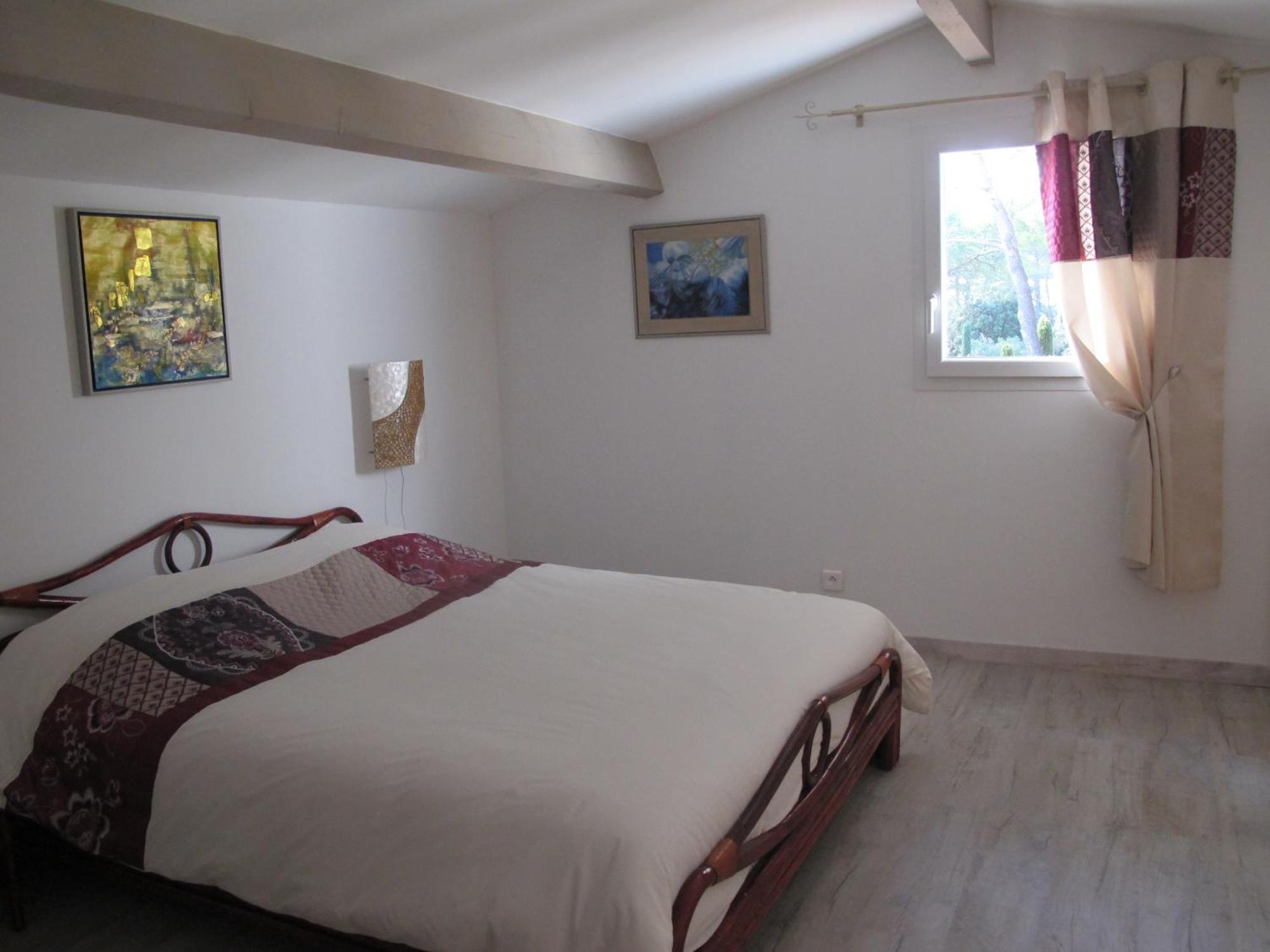 Bed and Breakfast L'Oustau de Bigatié Lambesc Exterior foto